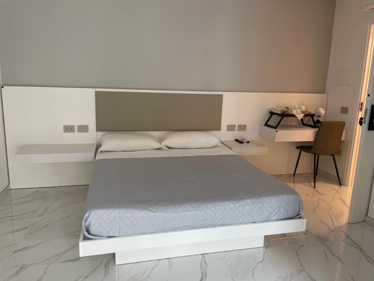 B & B La Casa Di Bianca Luxury Crotone Luaran gambar
